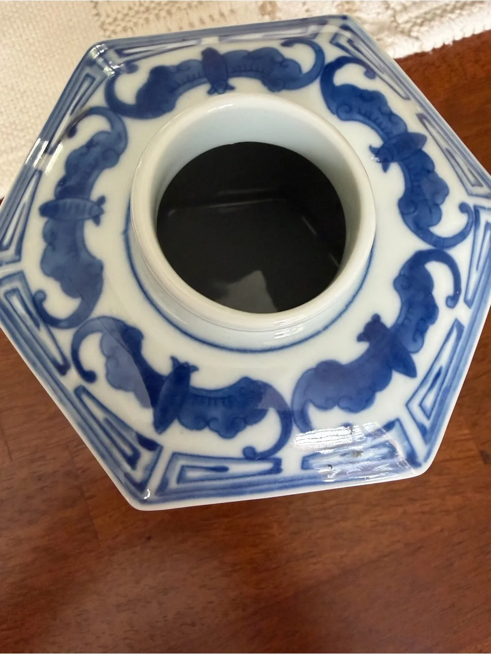 Blue and White Porcelain Hexagonal Tea Caddy